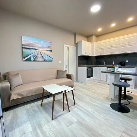 Nj Luxury Rooms And Suites Varna Exterior foto