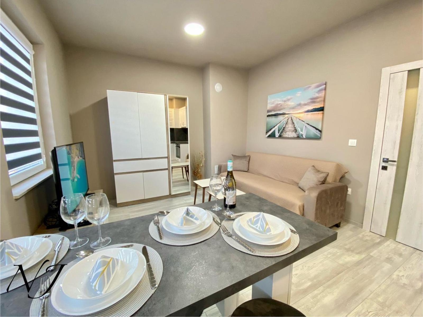 Nj Luxury Rooms And Suites Varna Exterior foto